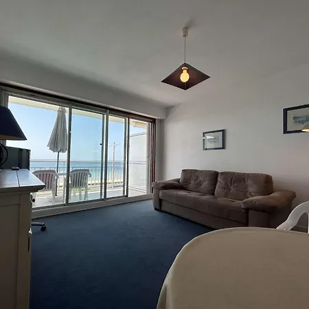 L'empire, - Face - Face - Lb600-040 Apartamento